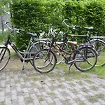 Romantic Forest Retreat With Sauna 度假居 *