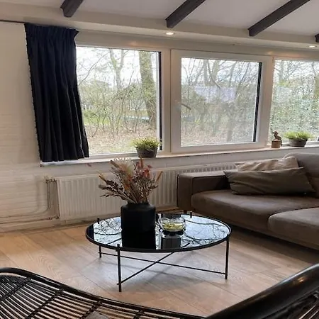 Romantic Forest Retreat With Sauna *