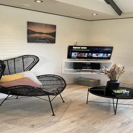 Casa vacanze Romantic Forest Retreat With Sauna *