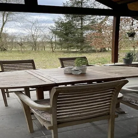 Romantic Forest Retreat With Sauna